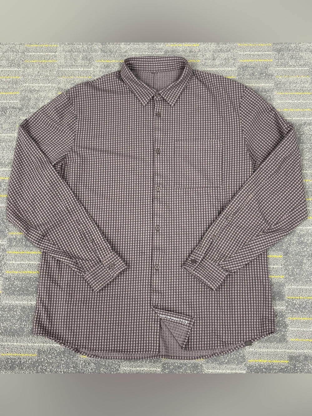 Lululemon Commission Stretch Long Sleeve Button Shirt Sz XXL Grey Gingham Plaid